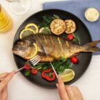 پژوهشگران از ارتباطی عجیب میان مصرف ماهی و سرطان پوست خبر میدهند