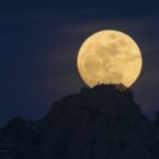 تصویر روز ناسا: صورت روی ماه