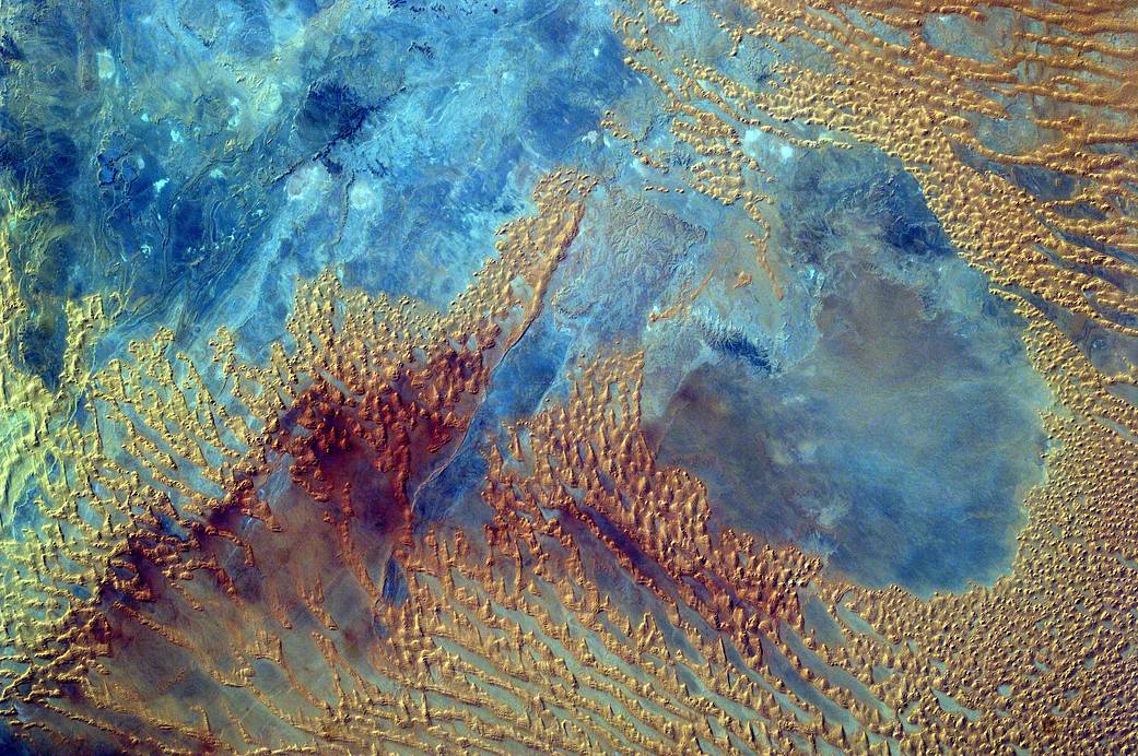 سازههای قابل مشاهده از مدار