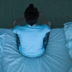 مطالعه جدید: کم خوابی به مغز آسیب دائمی و جدی می‌زند