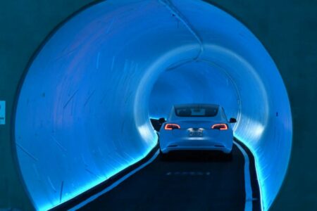 اولین ایستگاه تونل زیرزمینی بورینگ کمپانی در لاس وگاس افتتاح شد
