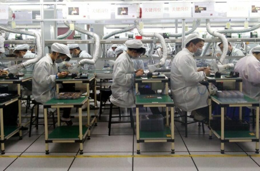 قطعی برق در کارخانه‌های چینی اپل