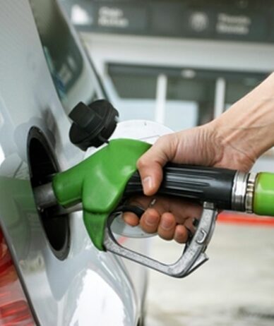 بعد از 5 هفته، هنوز خبری از بنزین سوپر در جایگاه‌های سوخت نیست