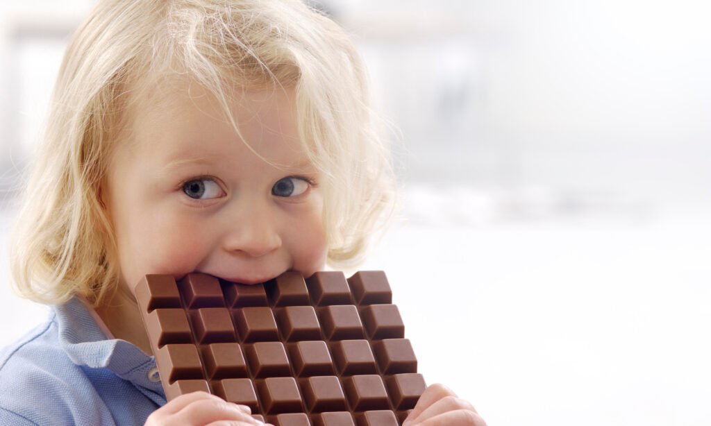 راز جذابیت خوردن شکلات کشف شد