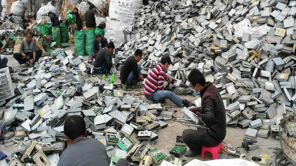 بازیافت دستی پسماندهای الکترونیک در کشورهای کم درآمد