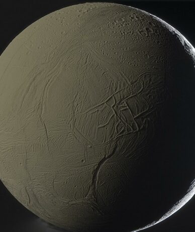 تصویر روز ناسا: انسلادوس اسرارآمیز در معرض زحل‌تاب