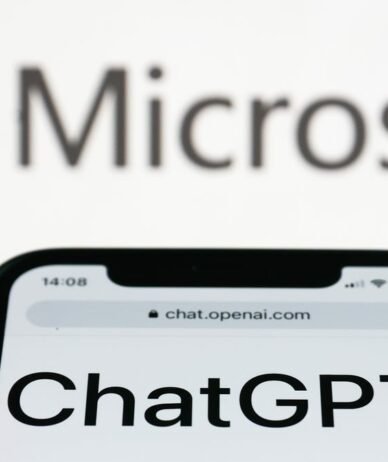 مایکروسافت احتمالاً ساخت چت‌بات‌های سفارشی ChatGPT را برای کسب‌وکارها ممکن می‌کند